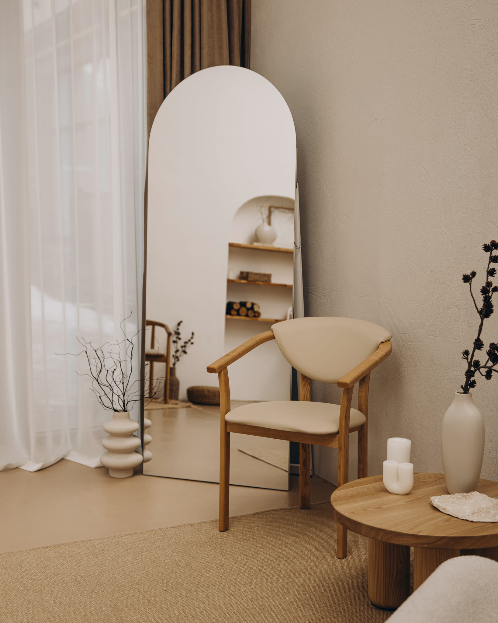 Фотостудія Ужгород Interior зал - природне світло та фактурний текстиль