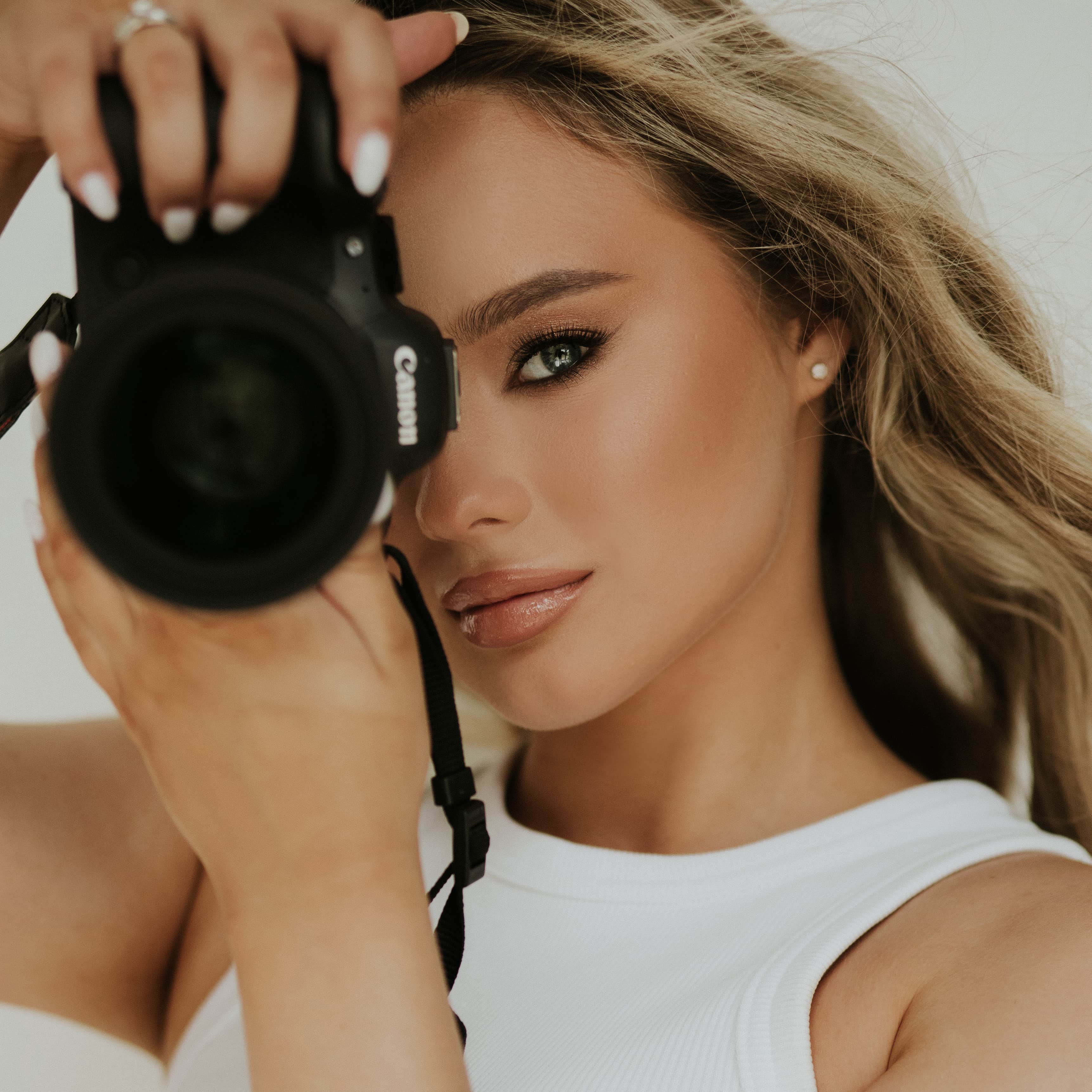 Фотограф Аліна Бурдай